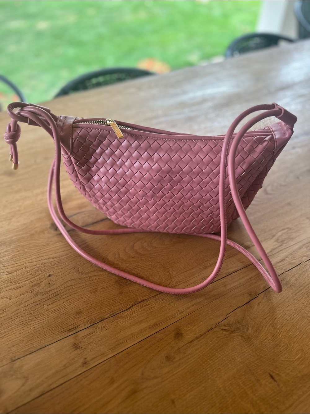 Woven Pink Crossbody Shoulder Bag with Gold Zip